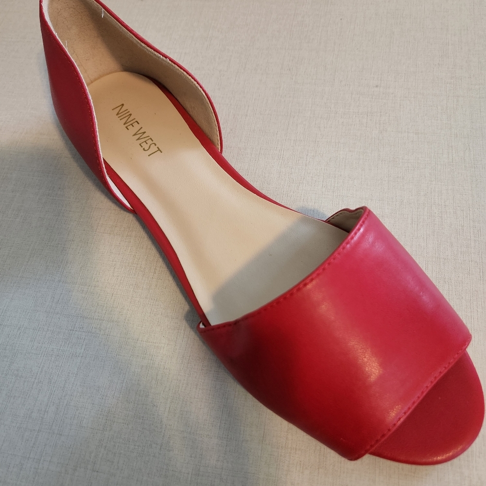 SHOES BY NINE WEST